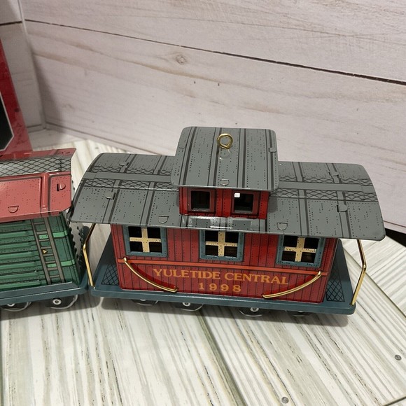 Hallmark Keepsake Yuletide Central Train- Pressed Tin #2 #3 #4 #5 - Picture 7 of 16
